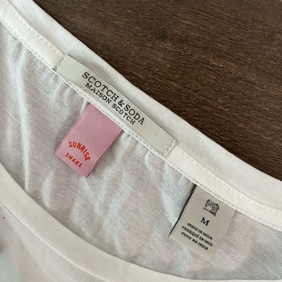 Scotch & Soda Sunrise Shake Collection Maison Tee Shirt - Picture 7 of 9